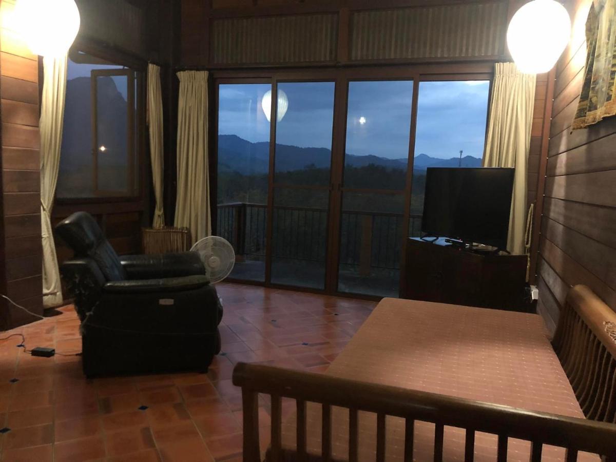 Billion Views Khaosok Homestay Khao Sok National Park Exterior foto